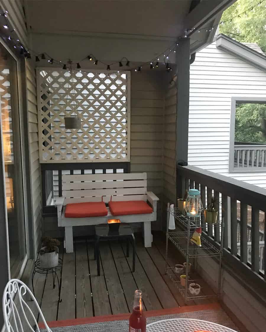 wood pallet deck bench with back rest