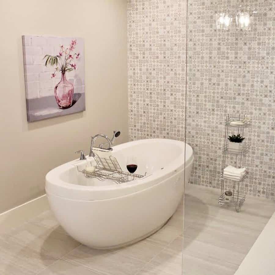 Bohemian Mosaic Tile Accent Bathtub Tile Design