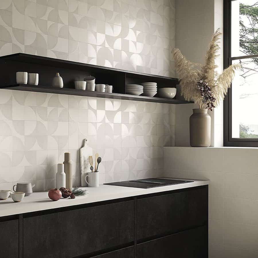 Patterned tile kitchen backsplash