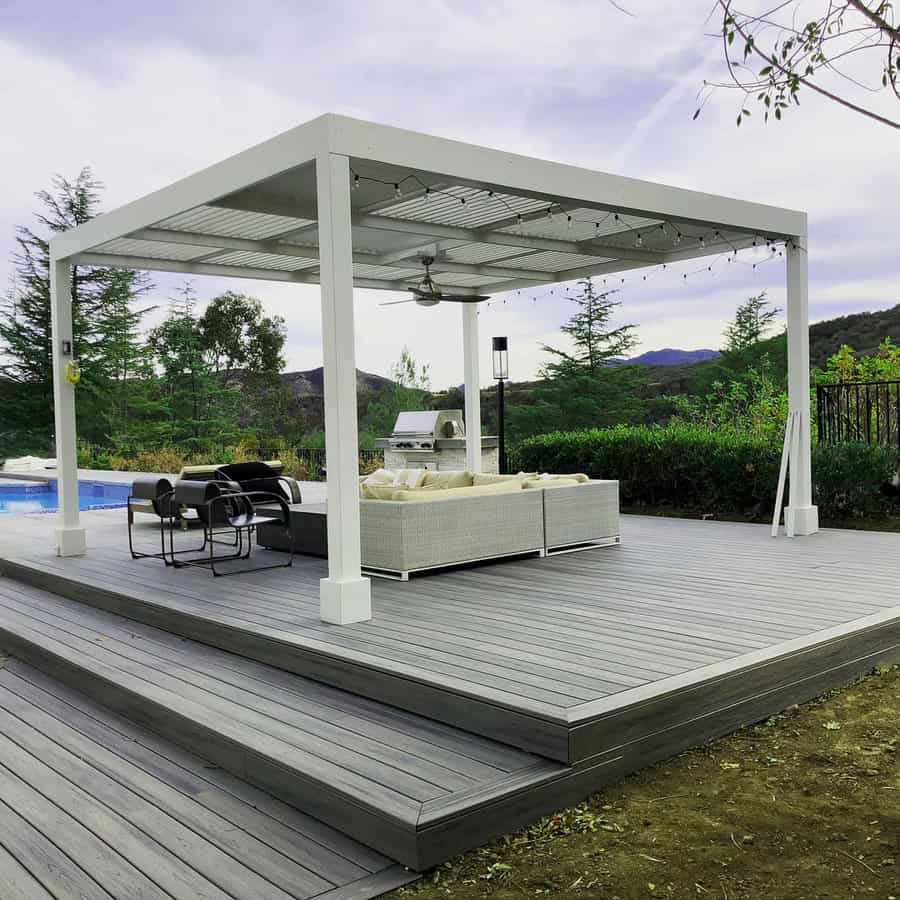 Modern flat top pavilion