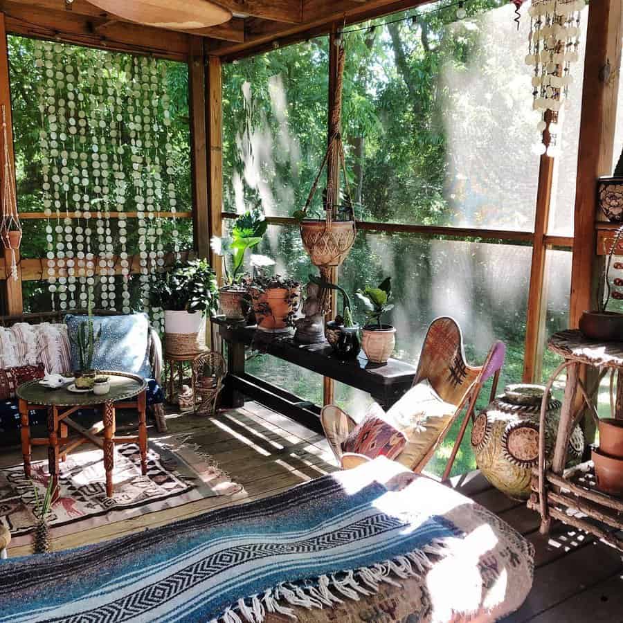 apartment patio sunroom