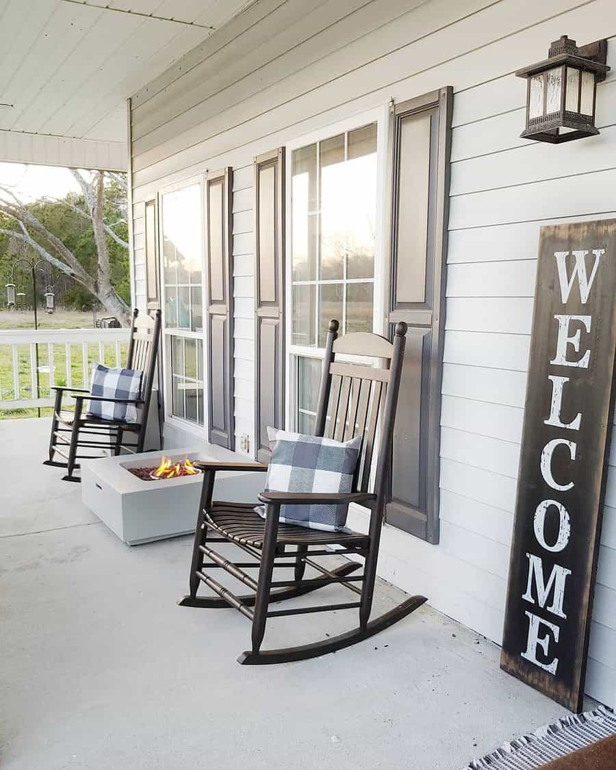 Front porch welcome sign