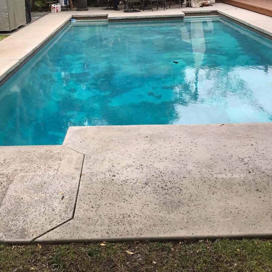 pre-cast concrete pool coping
