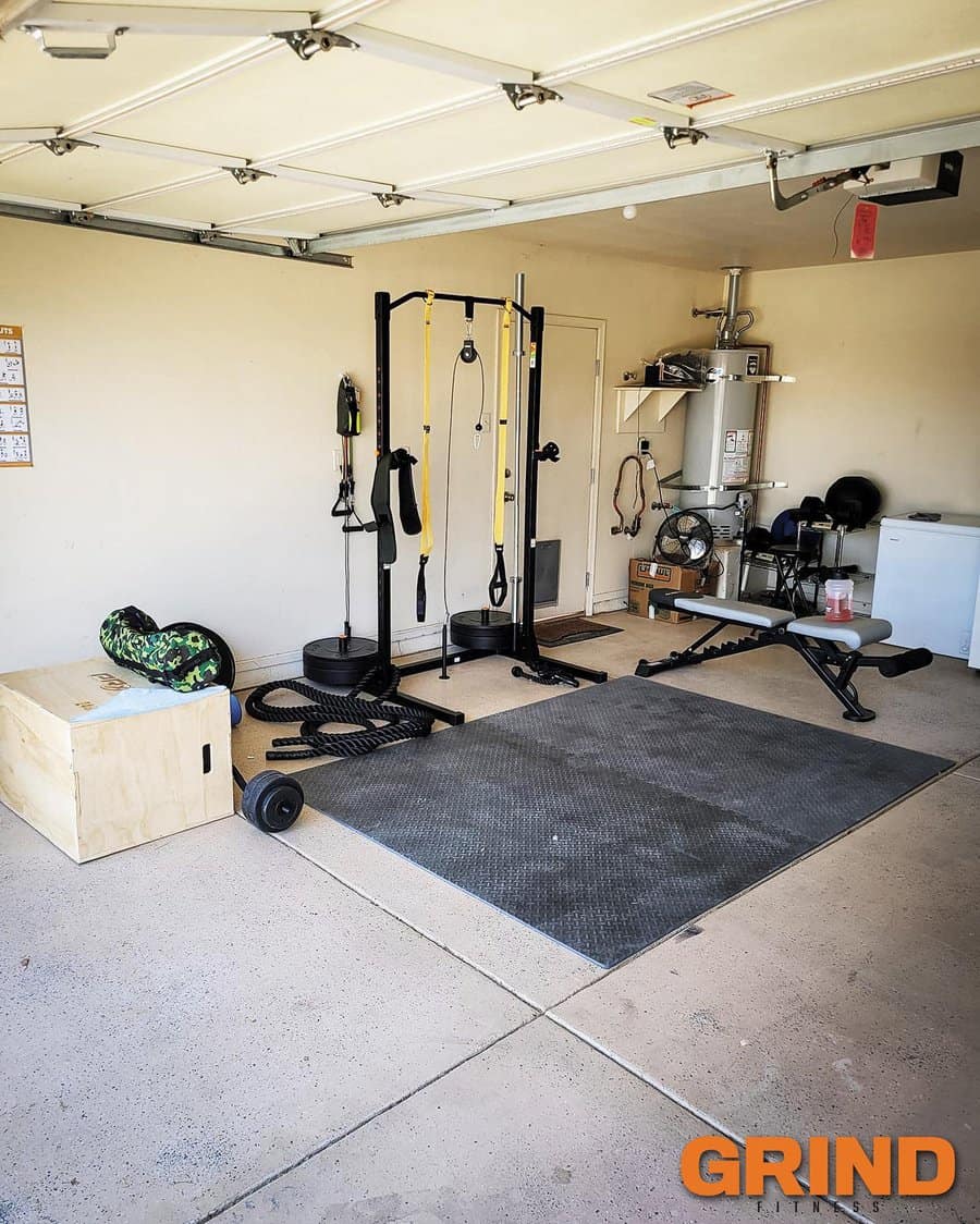 crossfit garage gym