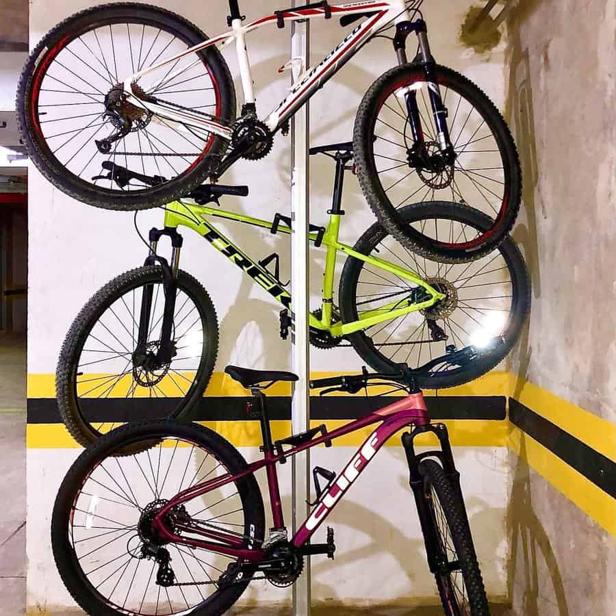 Wall mounted metal bike rack