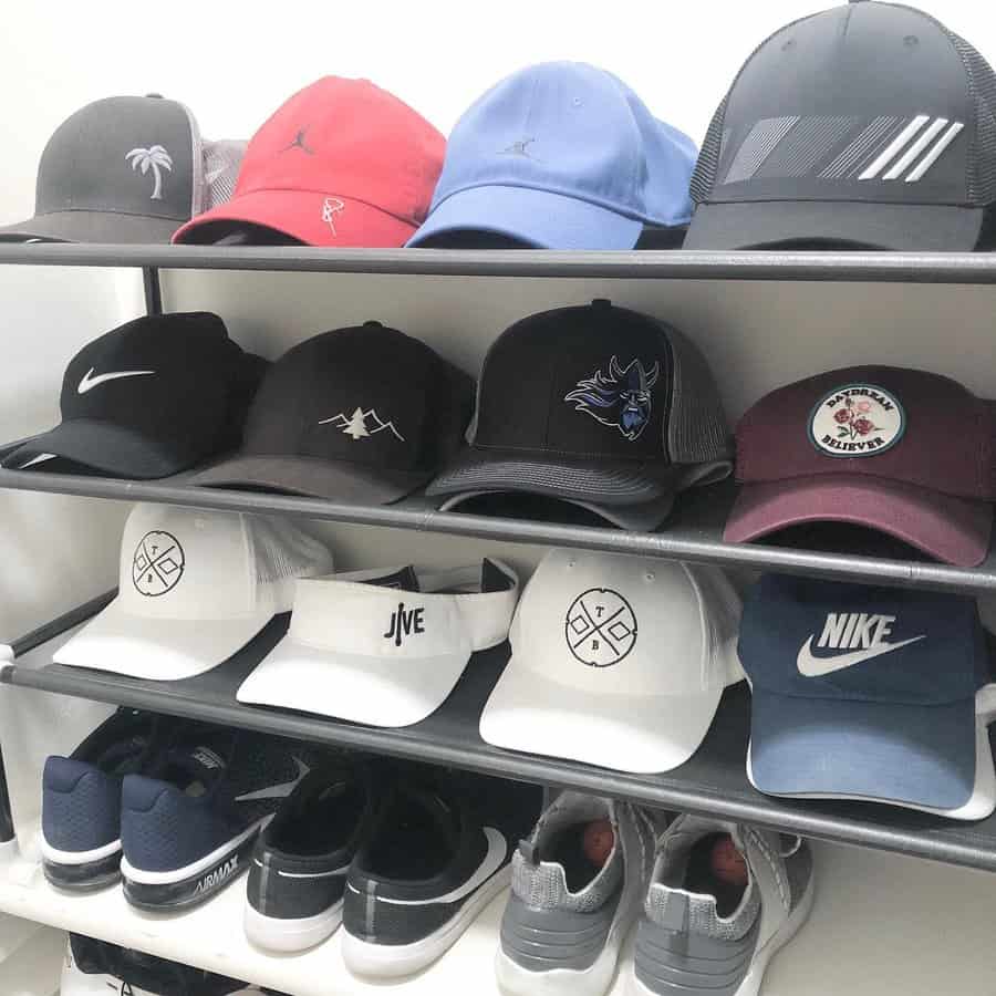 Hat shelf