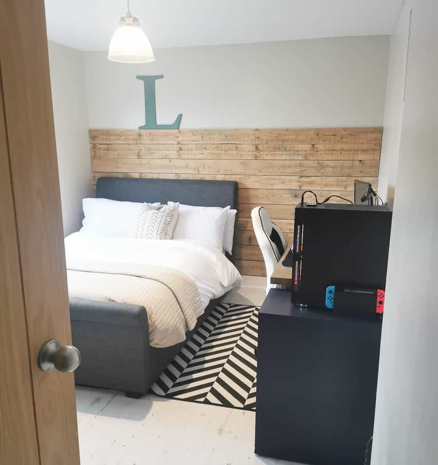 Small bedroom with reclaimed wood shiplap headboard and modern decor