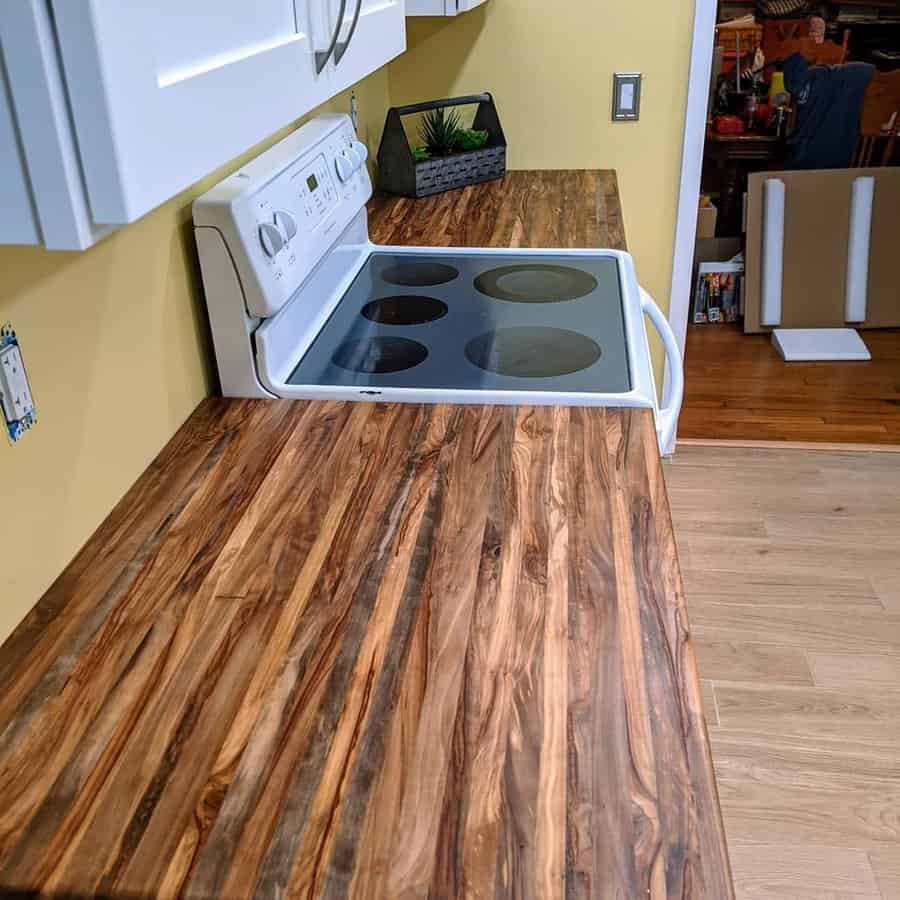 dual-toned wood countertop