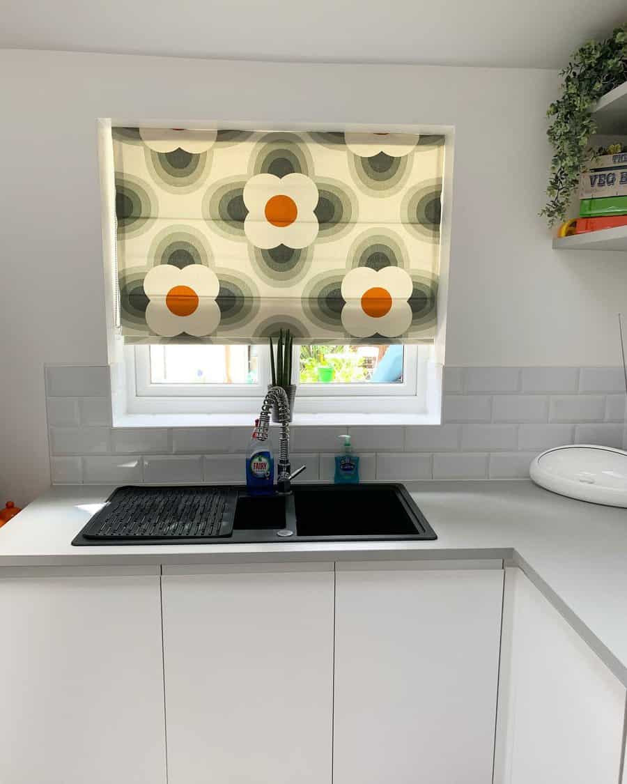 Roman Blinds Kitchen Curtain Ideas