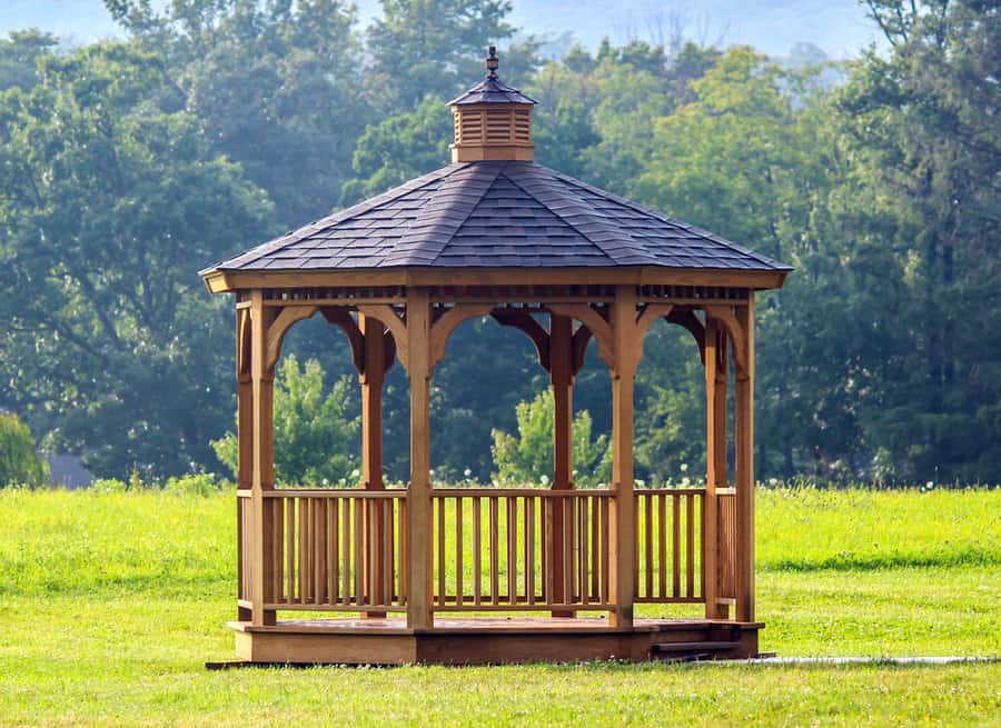 Round gazebo