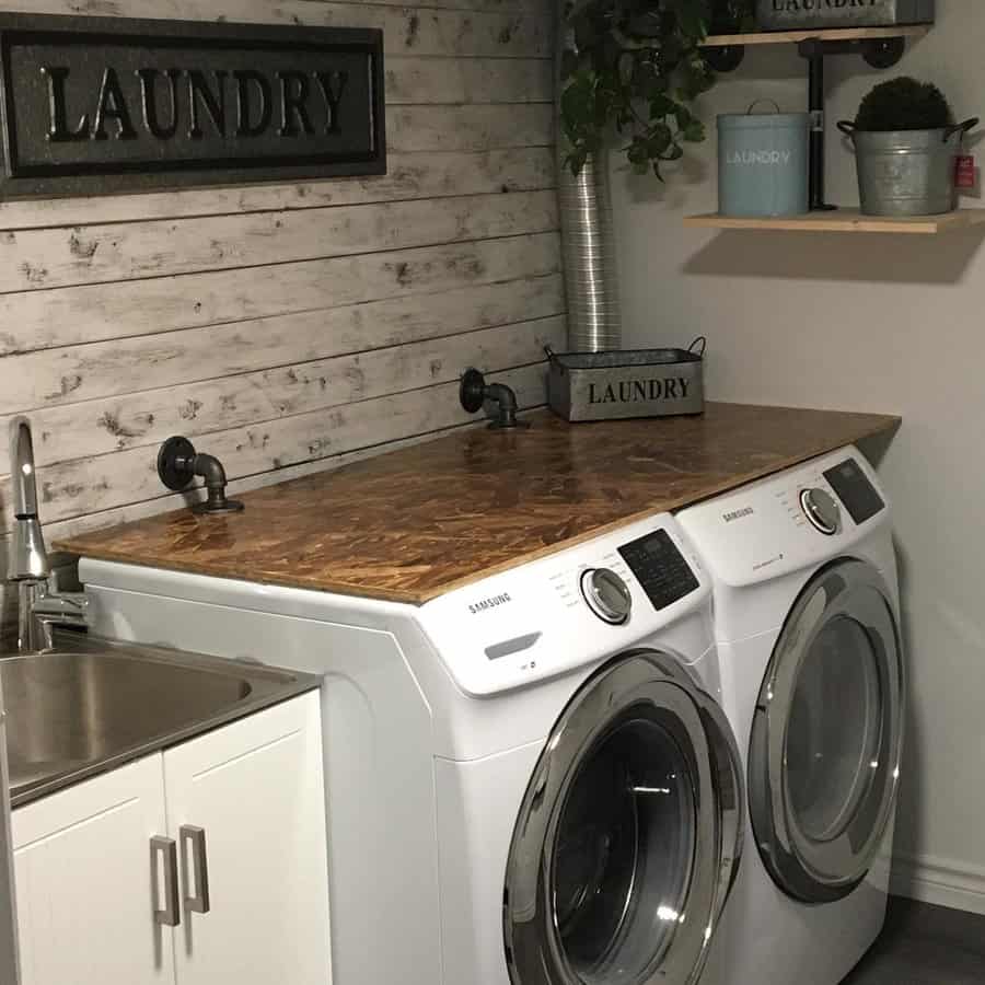 Laundry room countertop