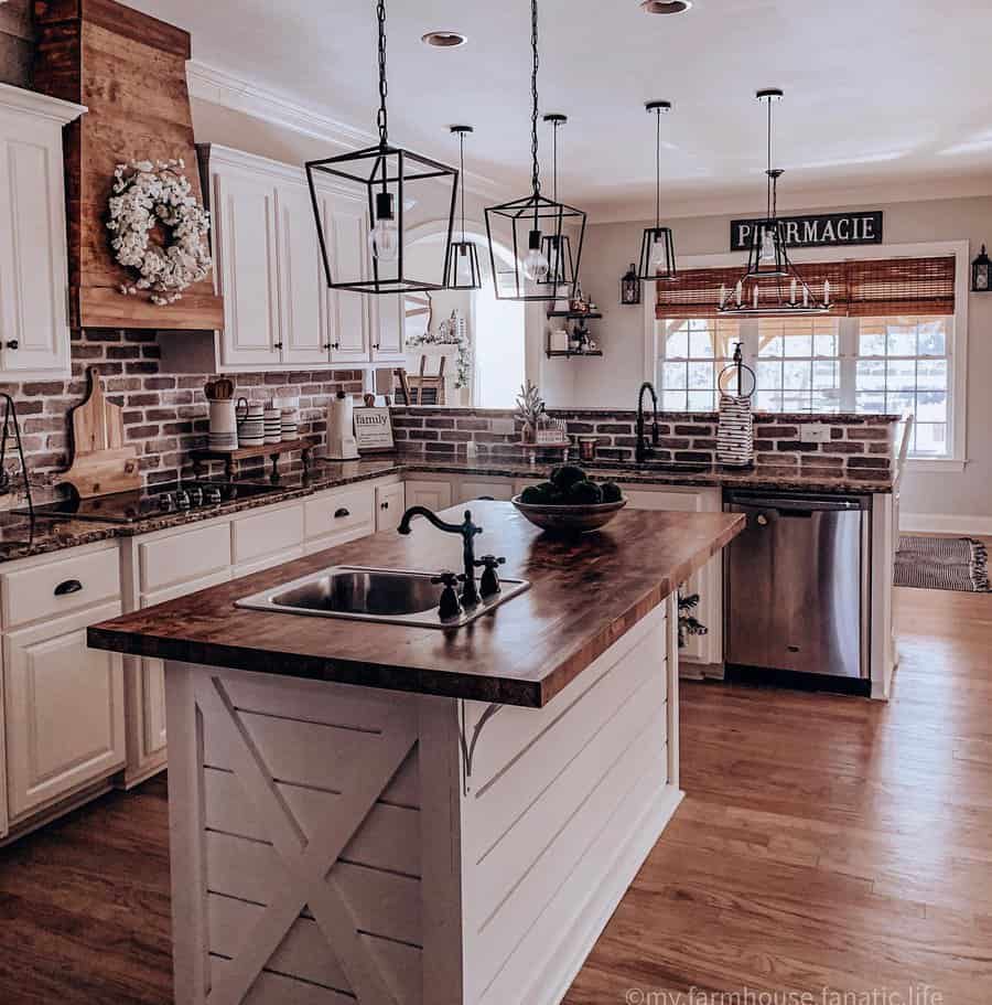 farmhouse kitchen with black fixtures