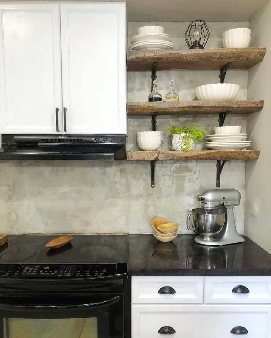 Rustic tile kitchen backsplash