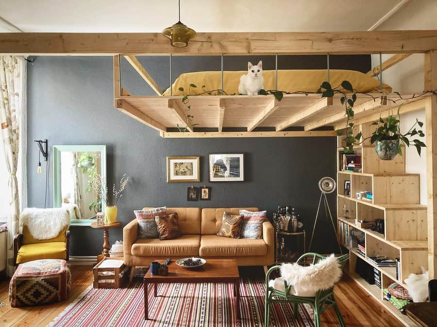 Floating overhead loft