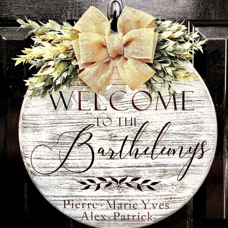 Rustic welcome sign