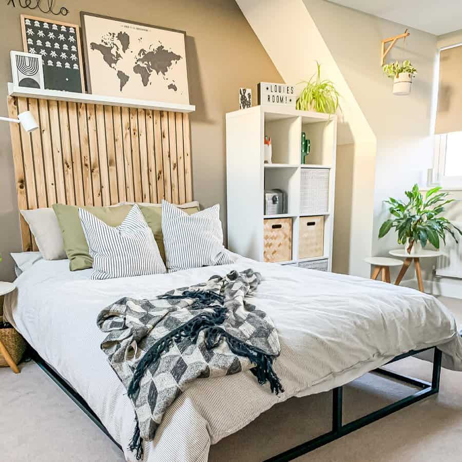 Scandinavian inspired teen bedroom