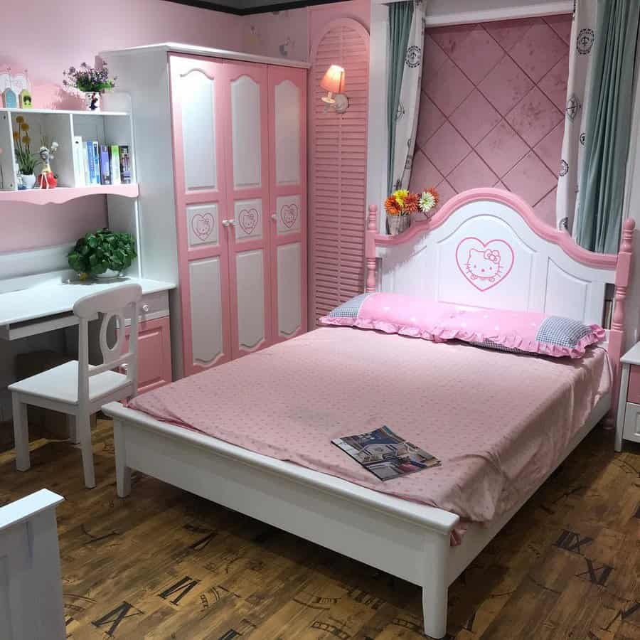 Hello kitty themed furniture