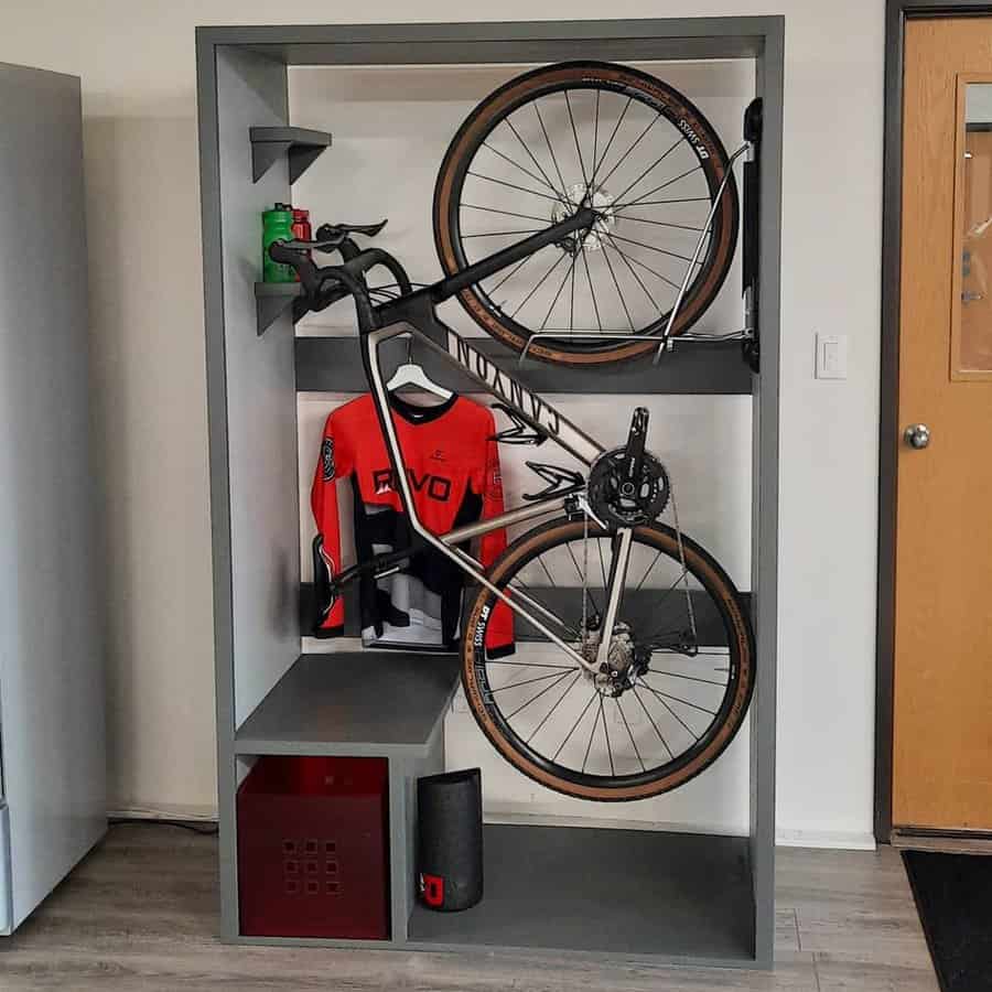 Indoor bike cabinet