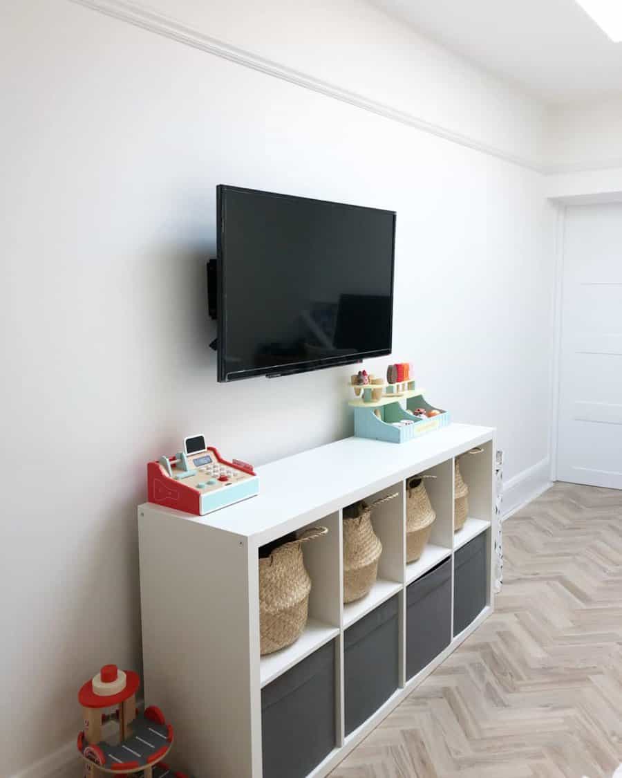 Small Apartment Storage and Organization Ideas