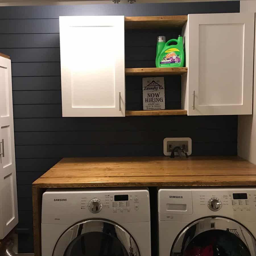 Laundry room countertop