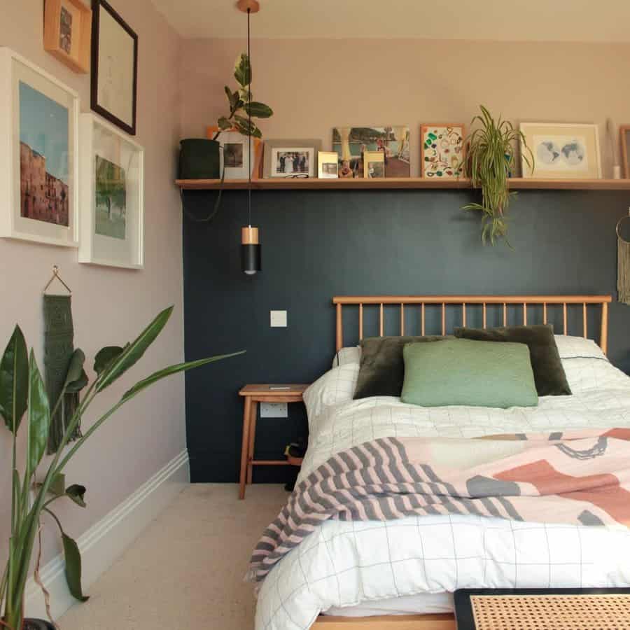 Bedroom floating shelves above the bed