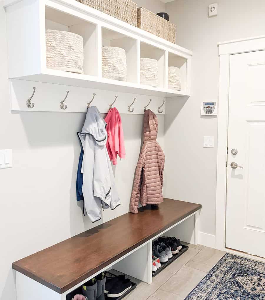 Shelving unit