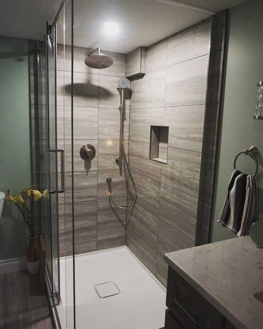 Basement Bathroom With Recessed Wall Shelf
