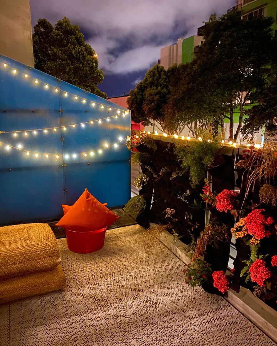 Patio with string lights 