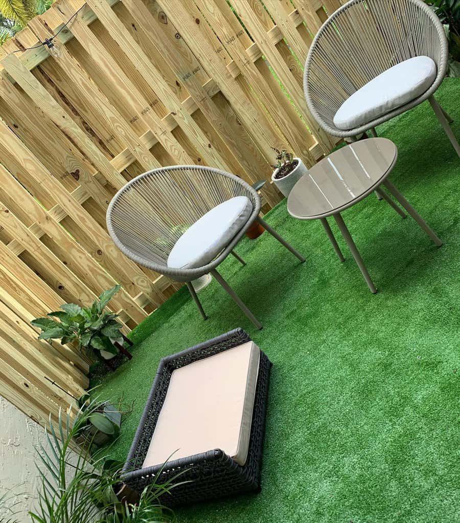 Patio with artificial grass