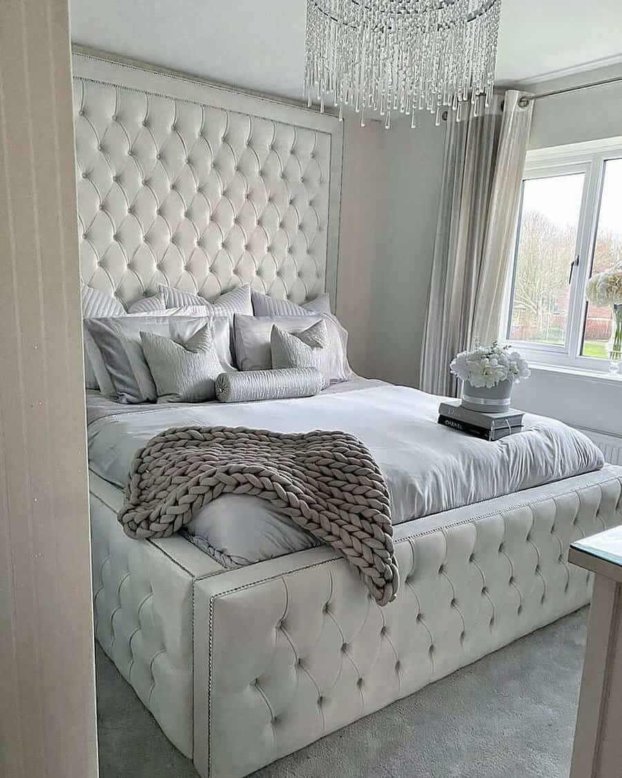 Small grey bedroom