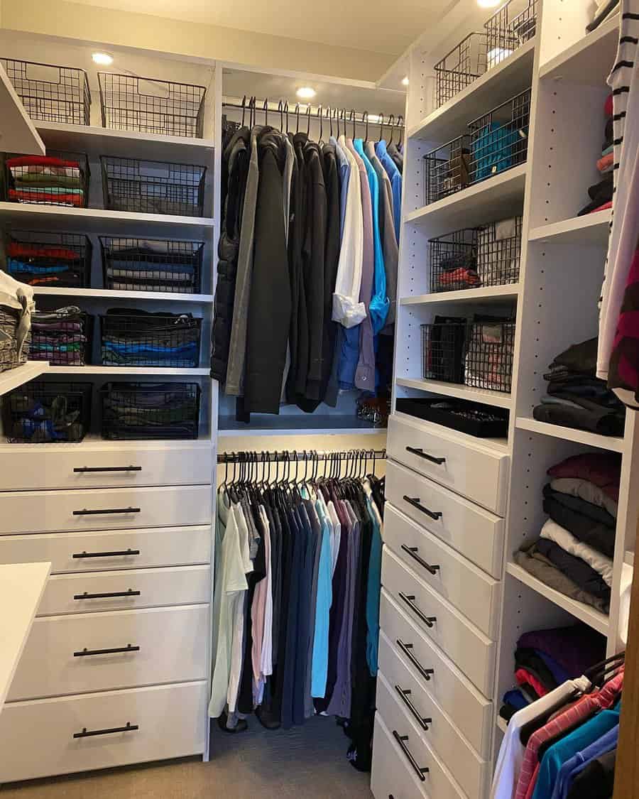 Walk in closet with organizers