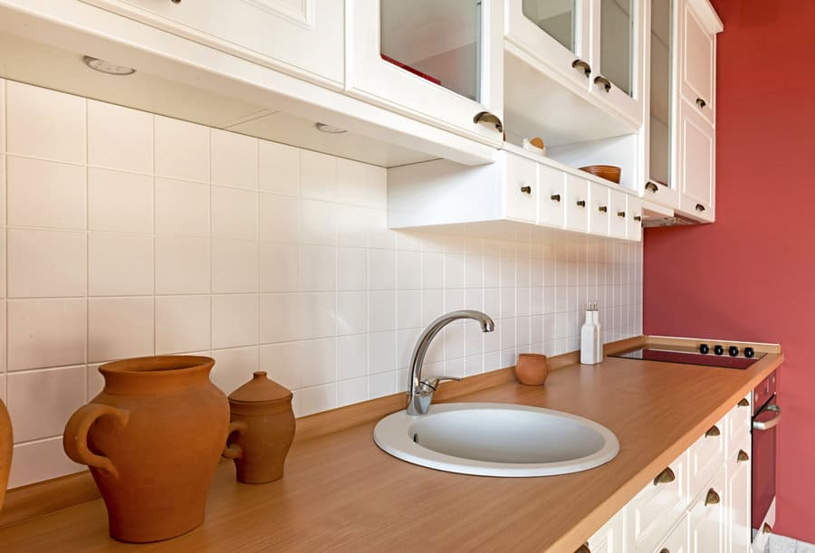 Square tile kitchen backsplash