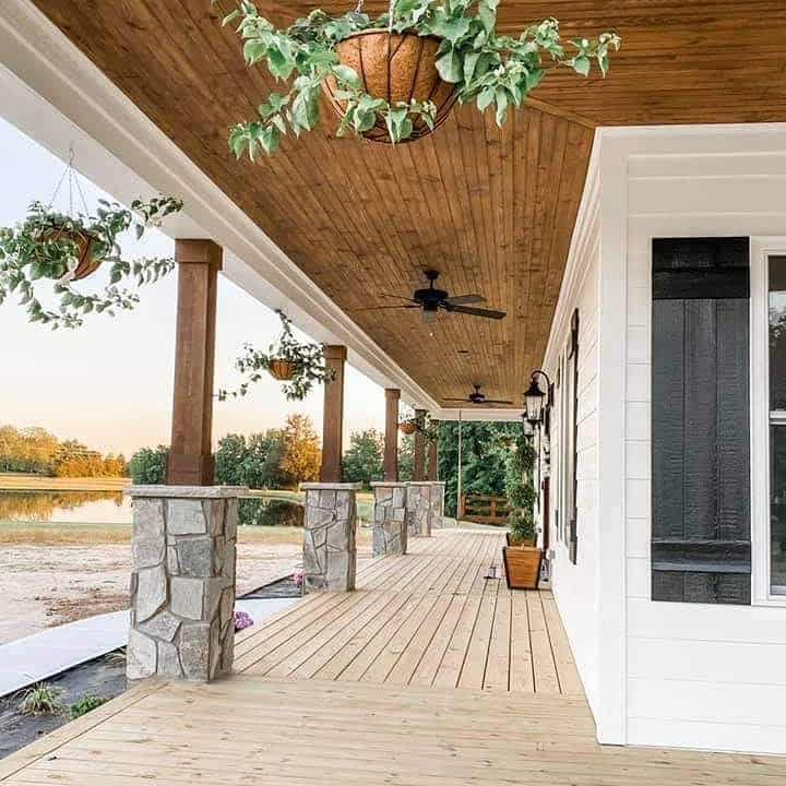 Porch ceiling with hanging plants