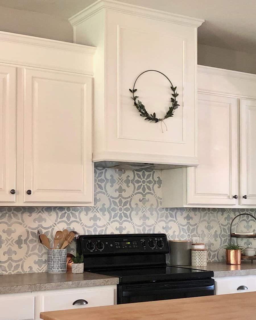 Stenciled kitchen backsplash