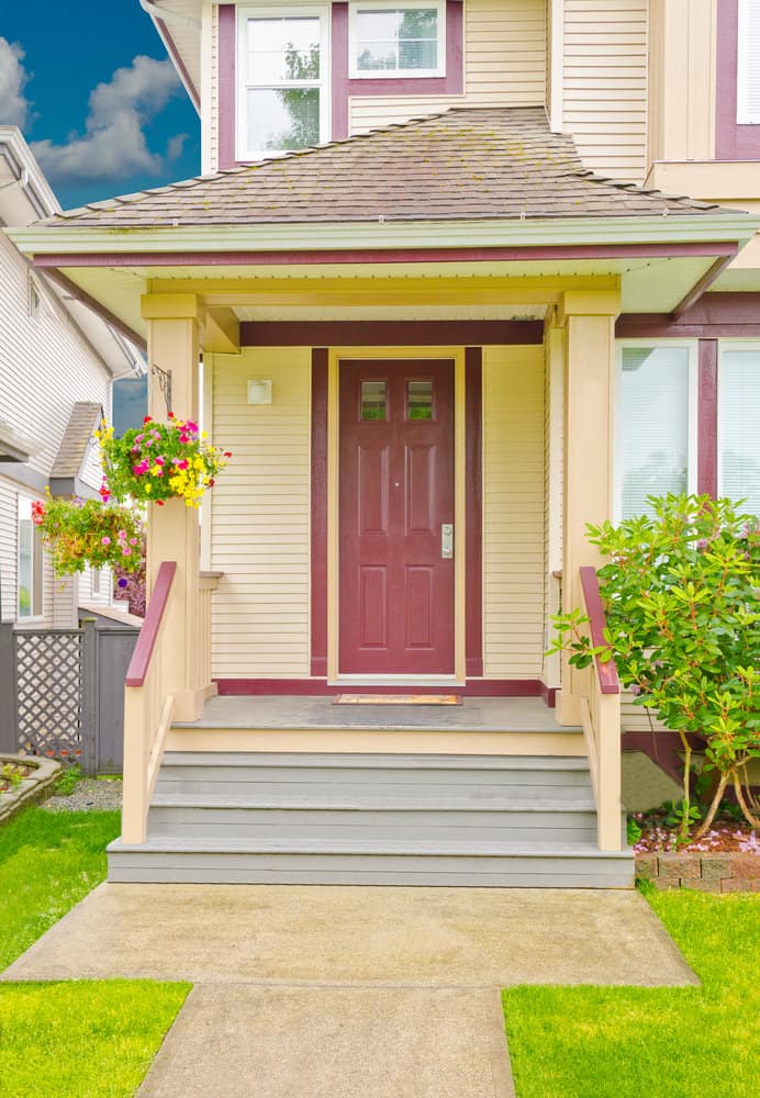 Dual toned porch railing