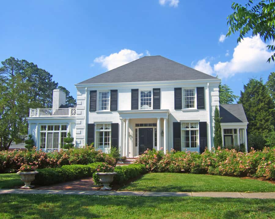 Colonial house with posts