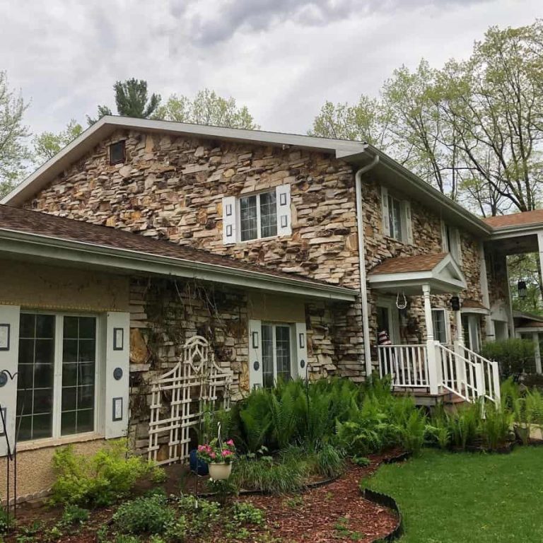 11 House Siding Ideas for Better Curb Appeal - Trendey
