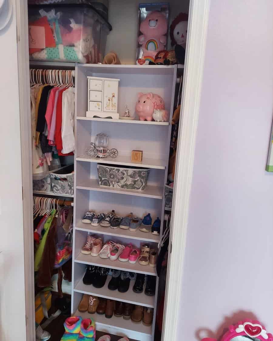 Closet with footwear shelf