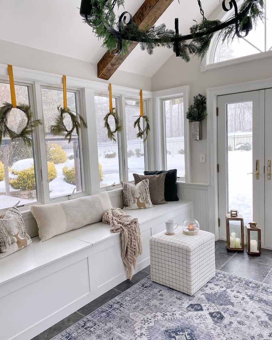 window seat with seasonal decor