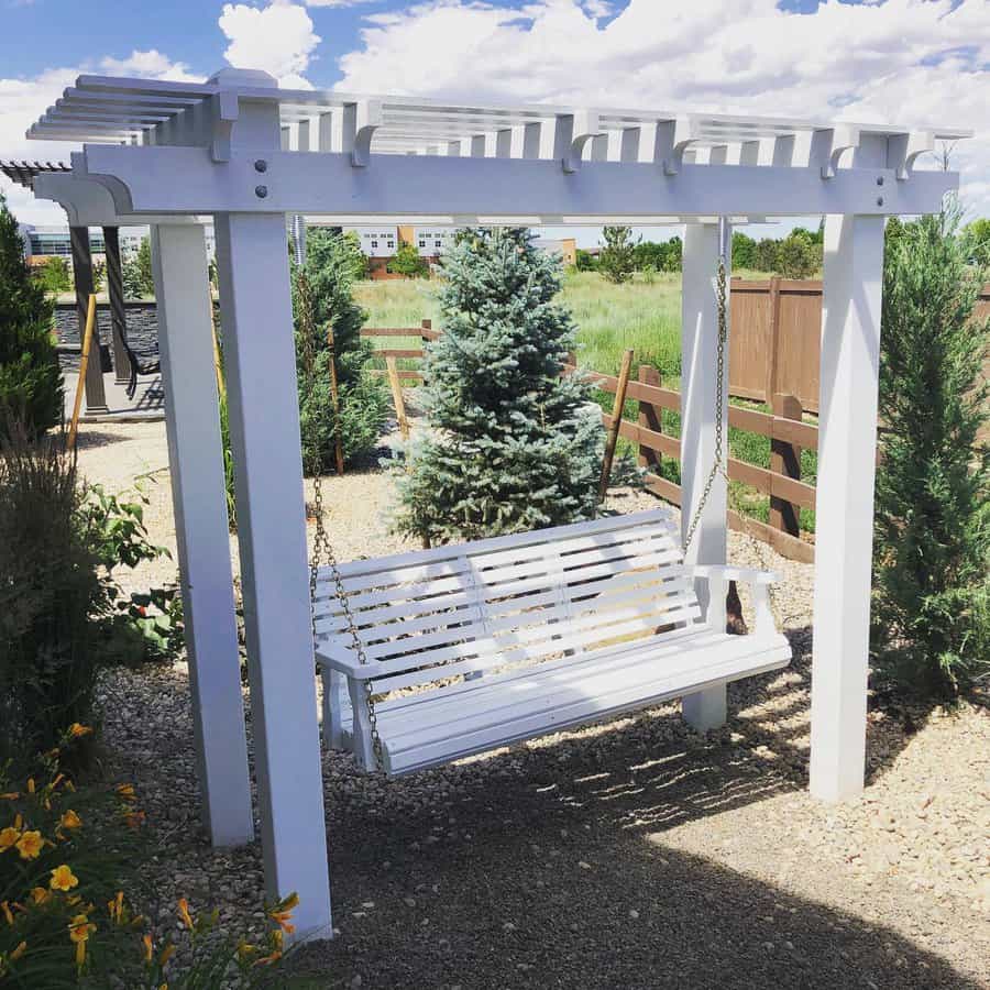 Pergola swing