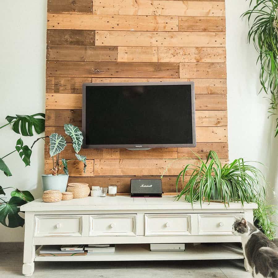 Tv wall with pallet backdrops