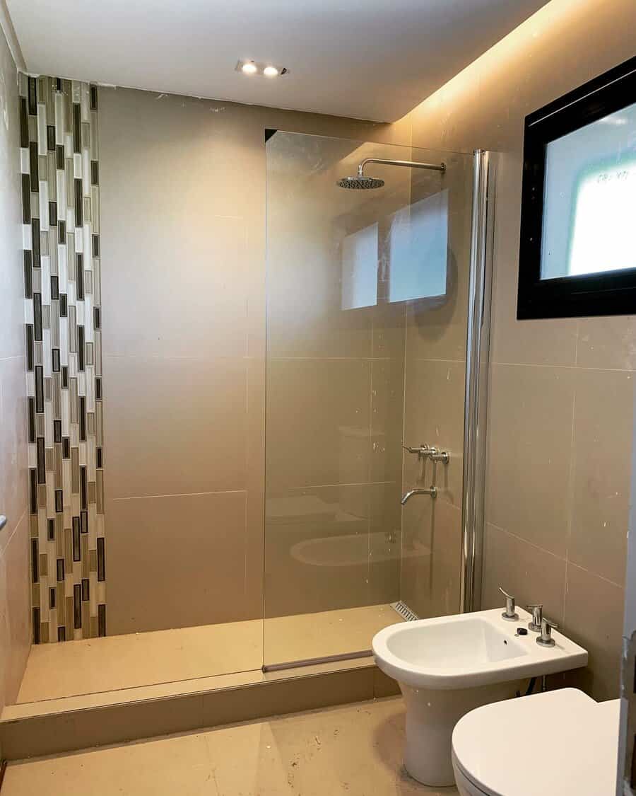 Modern Bathroom With Mosaic Tile Accent