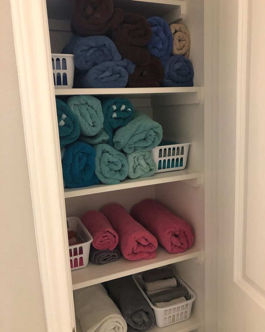 Towel closet organization techniques