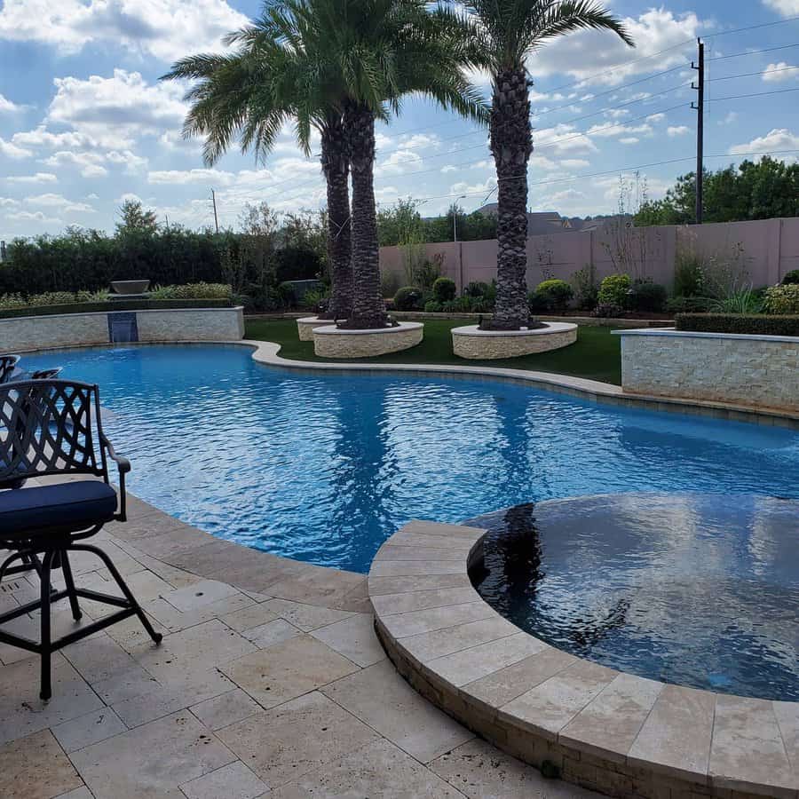 Travertine pool coping