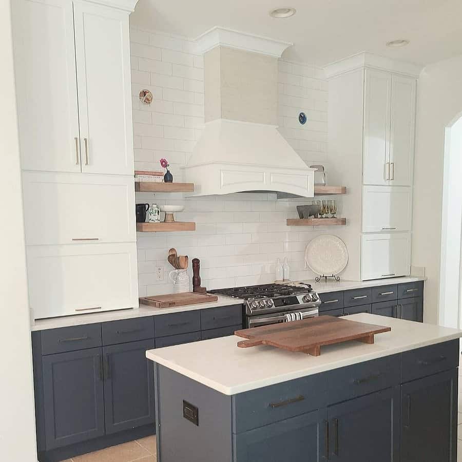 Two Tone Kitchen Cabinet Color Ideas coelumconstruction