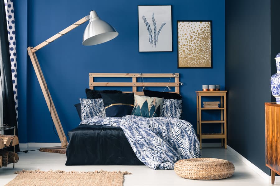 Blue bedroom paint