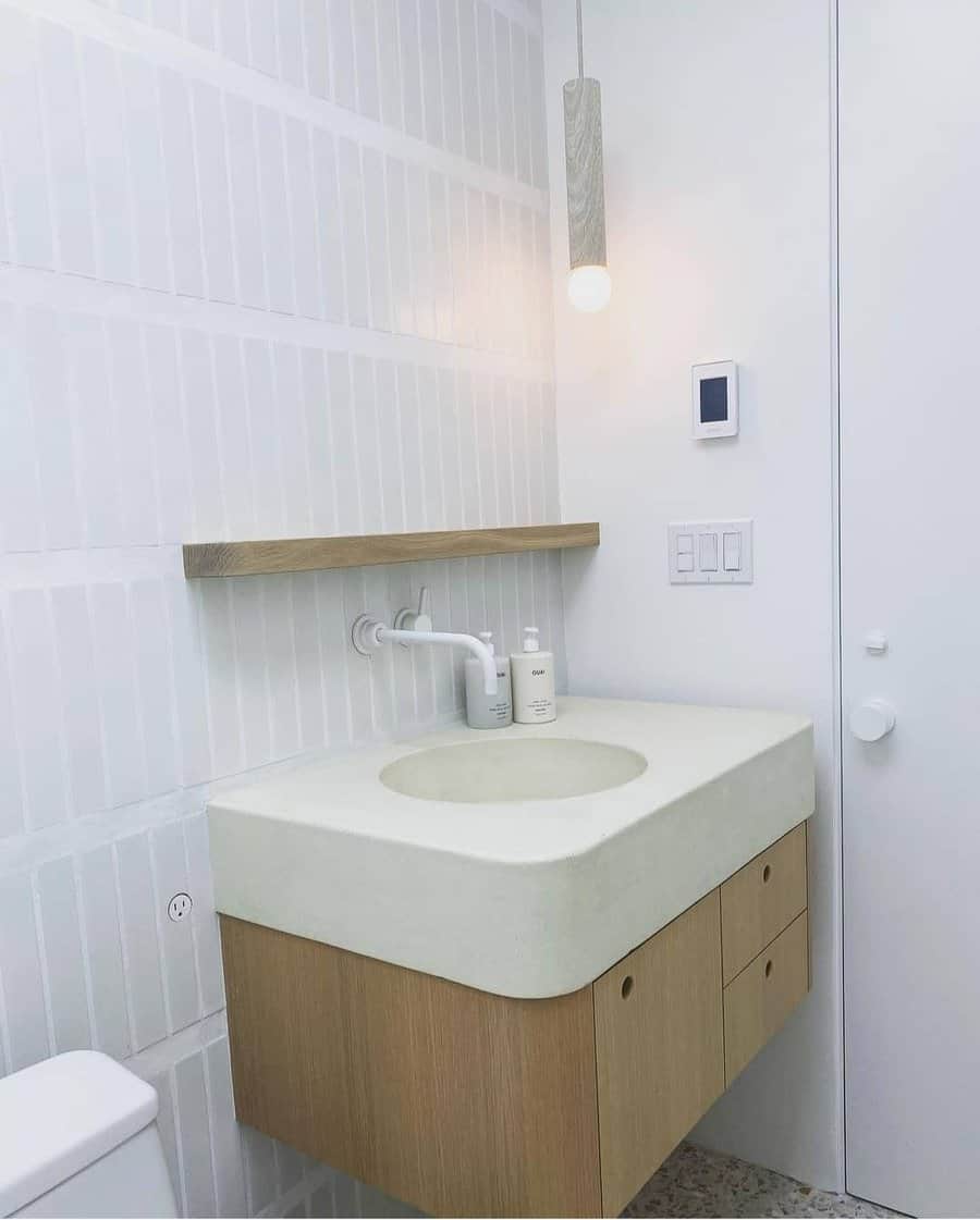 Bathroom cabinet with ceramic basin