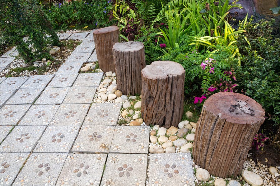 Patterned stone steps