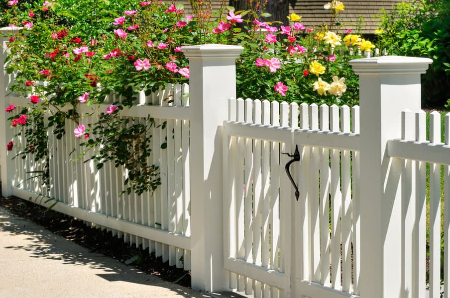 Vinyl picket fence