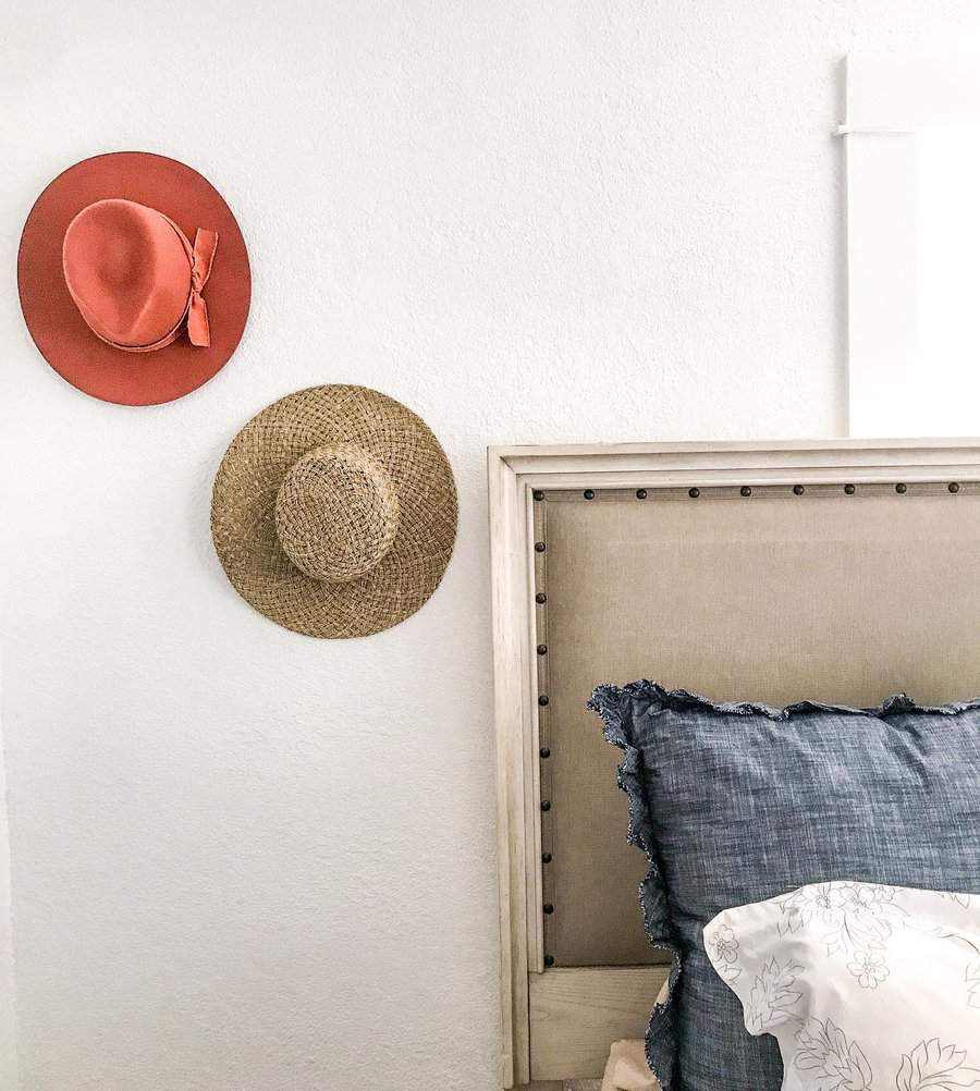 Wall mounted hat hooks